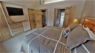 Claim Jumper Townhouse 02 - 3