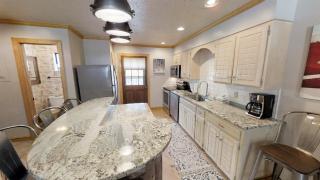 Claim Jumper Townhouse 03 - 6