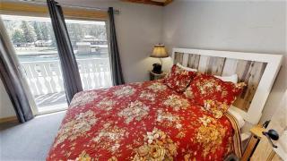 Claim Jumper Townhouse 03 - 1