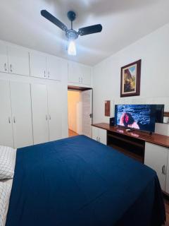 APMARAVILHOSO QUARTO e SALA LEBLON Recém REFORMADO ACEITO 5 pessoas NA ATAULFO DE PAIVA - 9