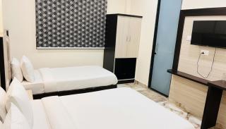 Hotel The Grand Shelter Elite Most Luxury Air Condition Rooms With Free Parking And Wifi !!! Highly Recommended Hotel Near Taj Mahal - 7