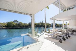 Iluka, Luxurious Riverfront Retreat - 8