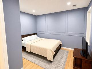 20th Street Retreat - Basement, Game room, Patio - 3