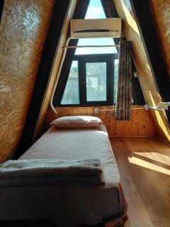 Cozy Lakefront Cabin - Myselim - 6