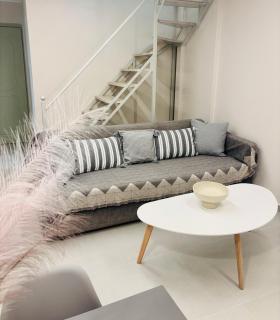ILiana's Luxury Apartments - 4