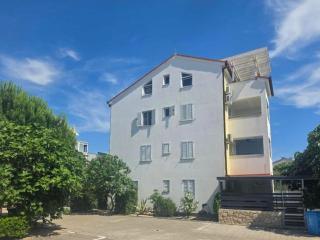 Apartment Babas near Babe beach - 1