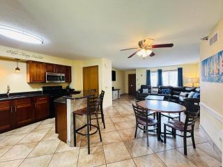 Put-in-Bay Poolview Condo #4 - 2