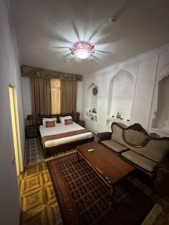 Orom Hotel & Terrace - 1