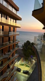 Nalta Luxury Apartment - 9