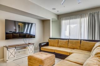'Rapt Expression' Queen Creek Home w/ Patio! - 6