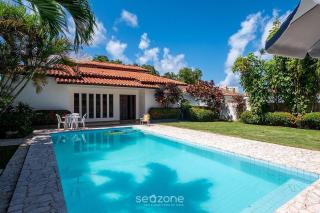 Casa. c/ Piscina e Varanda em Salvador API0062 - 9