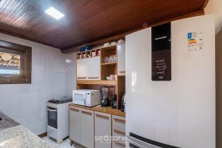 Apto. em Cond. c/ Piscina e churrasq. CVC0010 - 8