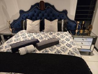 Scott Sandton Cozy escapes - 4