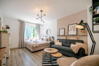 Design-Apartment für 6 nahe Schalke & City - 0