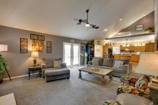 Spacious Family Home Near Lake of the Ozarks! - 6