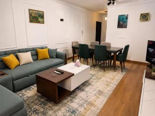 Three Bedroom Hotel suite close rehab - 9