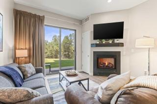 Cozy Mountain Retreat - 1BR Condo with 2 Full Baths Near Jordanelle & Park City - 0