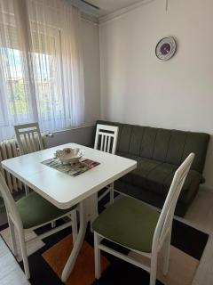 Nani's City-Center apartment - 2