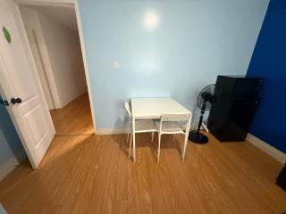 one bedroom in Brampton - 6
