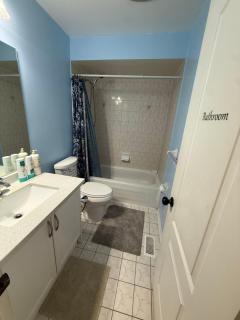one bedroom in Brampton - 4