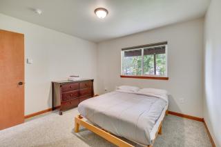 Private Sauna! Pet-Friendly Escape in Ketchikan - 3