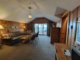 138 Eagle Simcoe Cottage private Beach, Kayak - 9