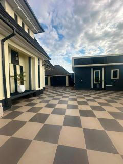Lazz Suites Executive Apartment - 3