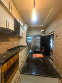 Lazz Suites Executive Apartment - 2