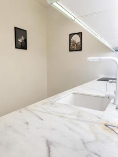 Gato street, Private rooms - 1