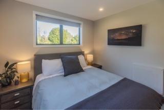 Whakatā - 9