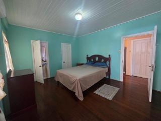 Five Hubs Guest House Springlands - 8