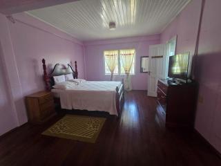 Five Hubs Guest House Springlands - 9