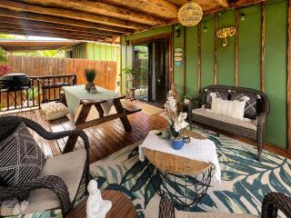 Pipeline Tropical Bungalow - 4
