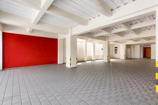 Collection O near Ambarrukmo Plaza Mall formerly Damar Kusumo Guest House - 3