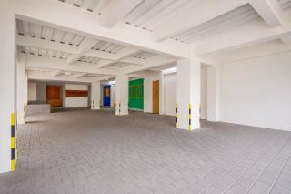 Collection O near Ambarrukmo Plaza Mall formerly Damar Kusumo Guest House - 1
