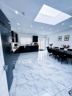 3Bed Games Room House, Garden, Sleeps 8, SW16 - 6