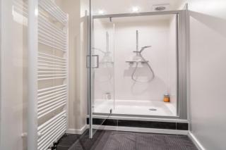 Stylish Apartment with Modern Amenities - 2