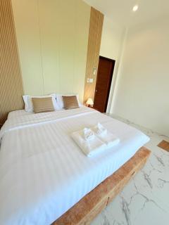 P&P Homestay at Prachuap - 9
