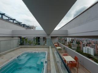 Apartment Grand by Linares El Poblado - 9