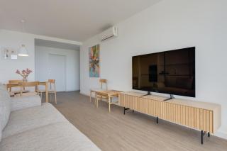 Pool Retreat For Families & Romantic Escapes - 1