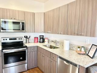 Bright 1 BR Retreat Central Miami - 5