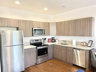 Bright 1 BR Retreat Central Miami - 8