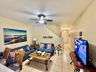 Grand Luxury Compass 3BR Townhouse near Disney - 4