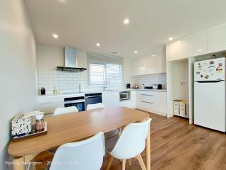 Waterview Spacious Bliss - 2 Beds - 8