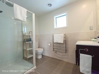 Waterview Spacious Bliss - 2 Beds - 5