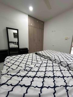 Comfortable spacious House near Av Primera and downtown - 4
