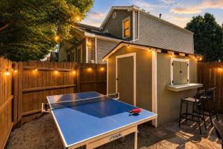 Urban Retro Retreat with Hot Tub & Spacious Yard - 9
