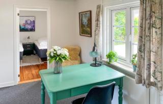 Awesome Home In Humble With Wifi - 1