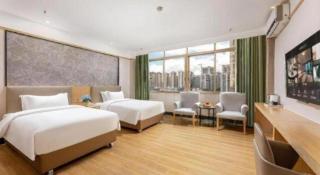 Cheerful Hotel - 8