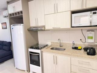 Flat Completo, Novo e Com Piscina Linda - 3